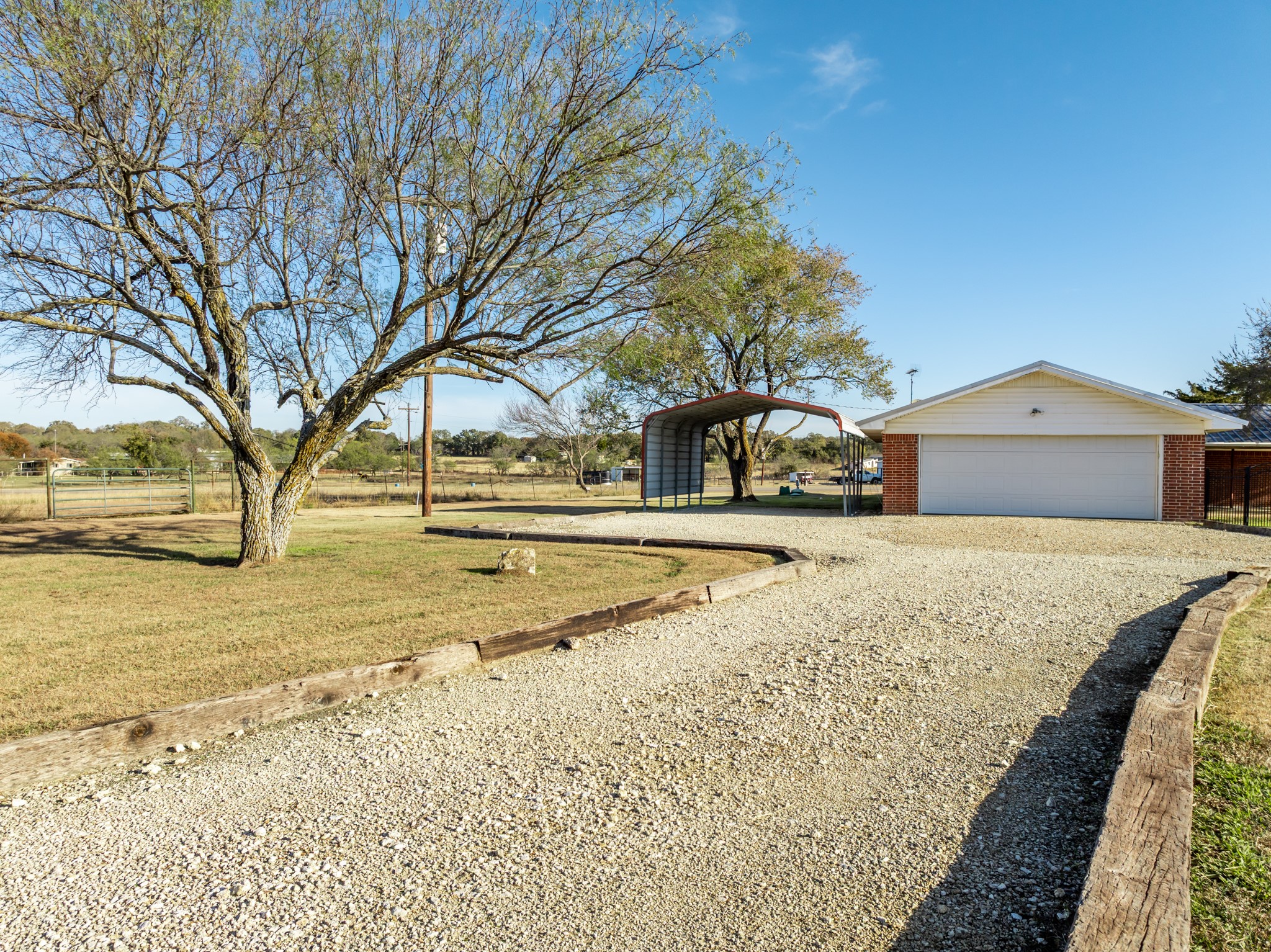891 Hcr 2124 Loop Whitney TX 76692