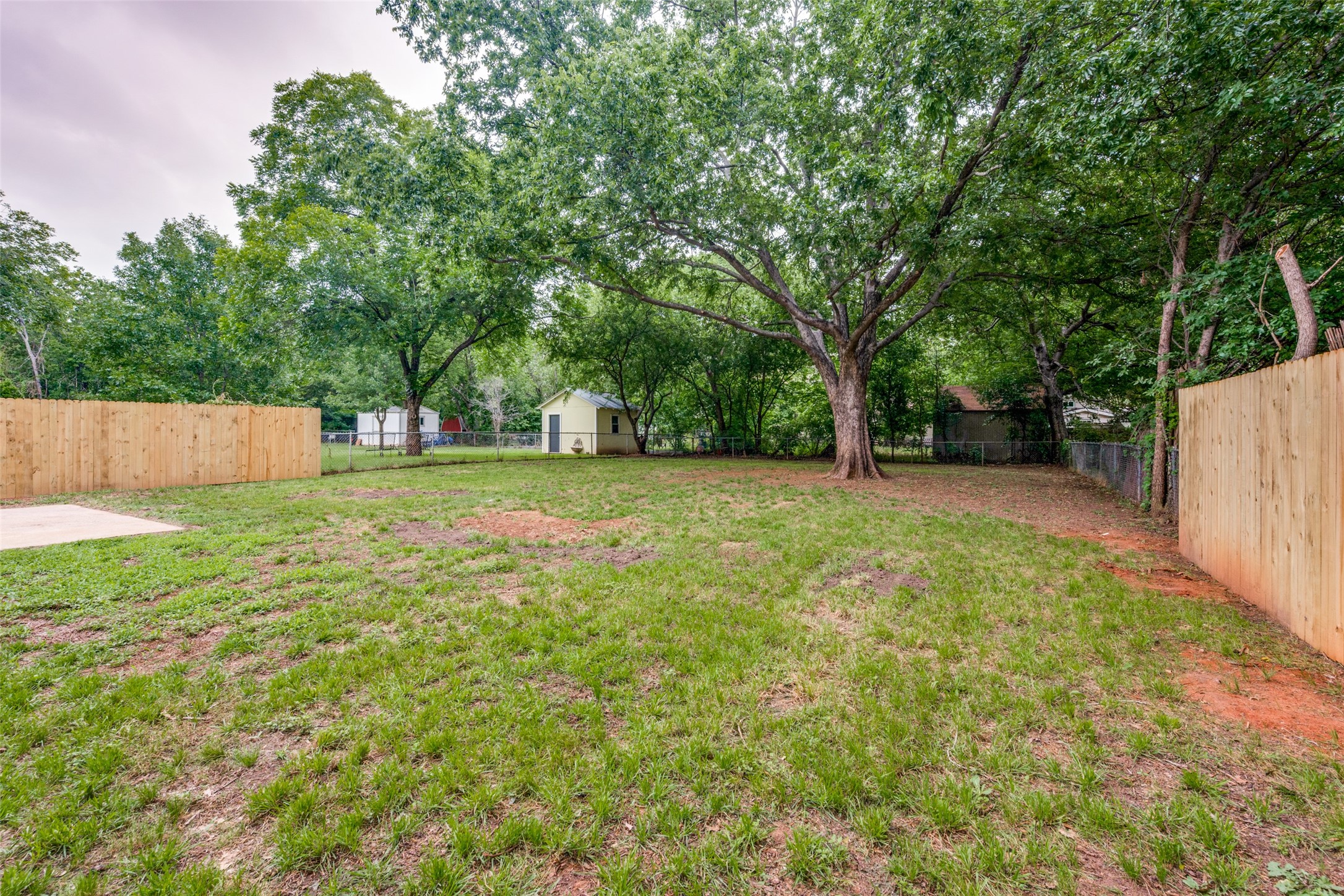 420 Arthur Drive Hurst TX 76053