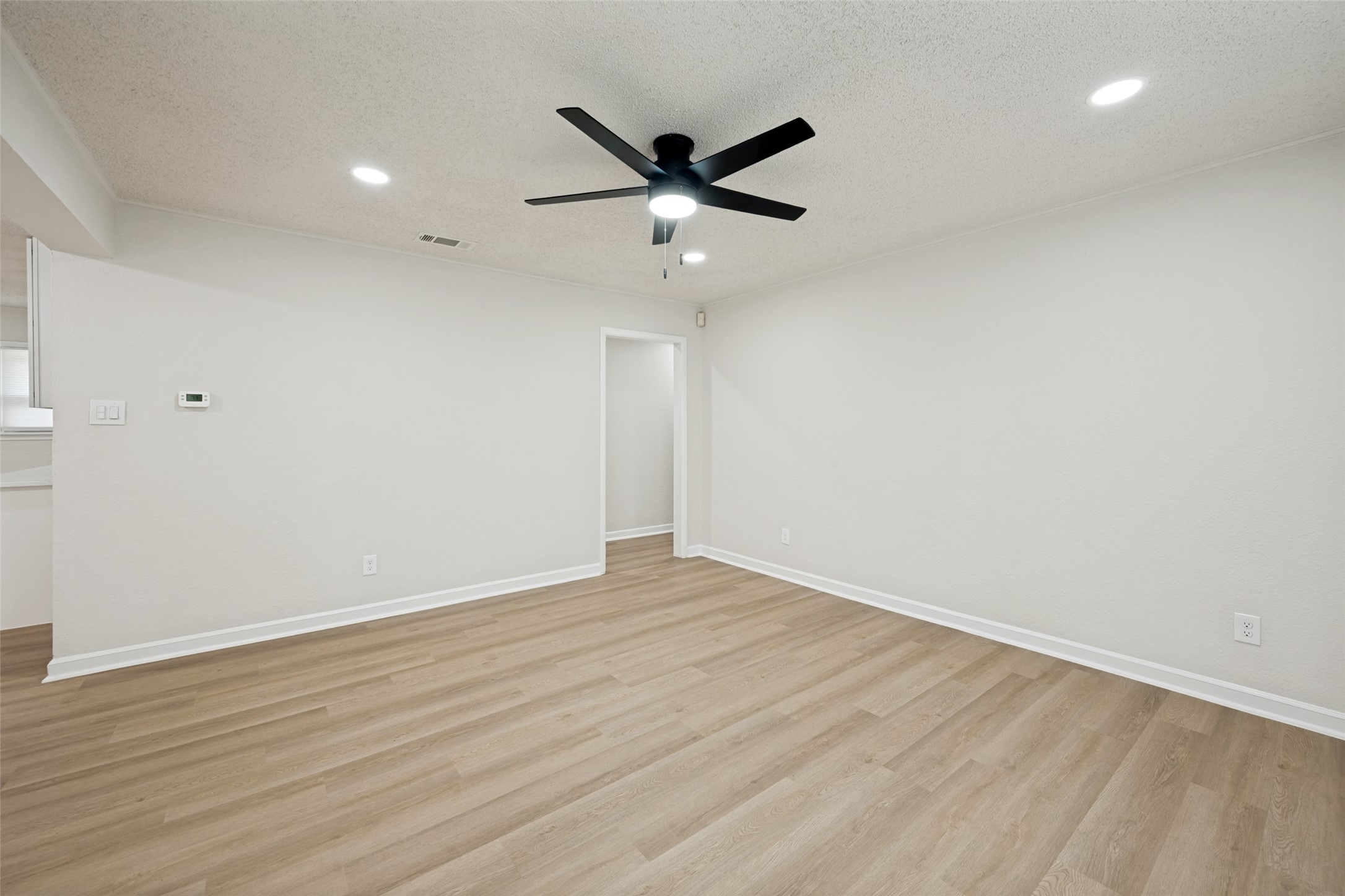 420 Arthur Drive Hurst TX 76053