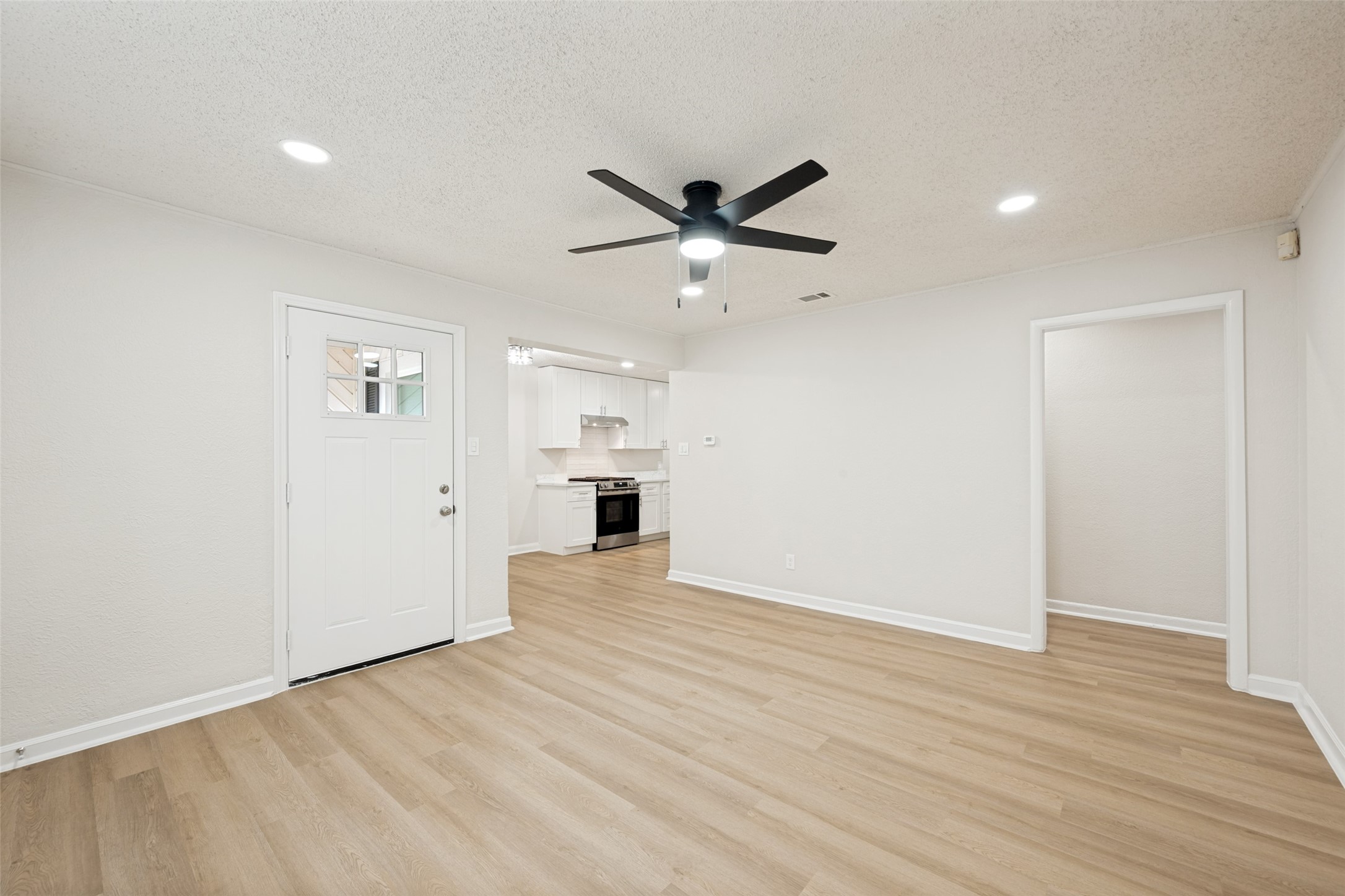 420 Arthur Drive Hurst TX 76053