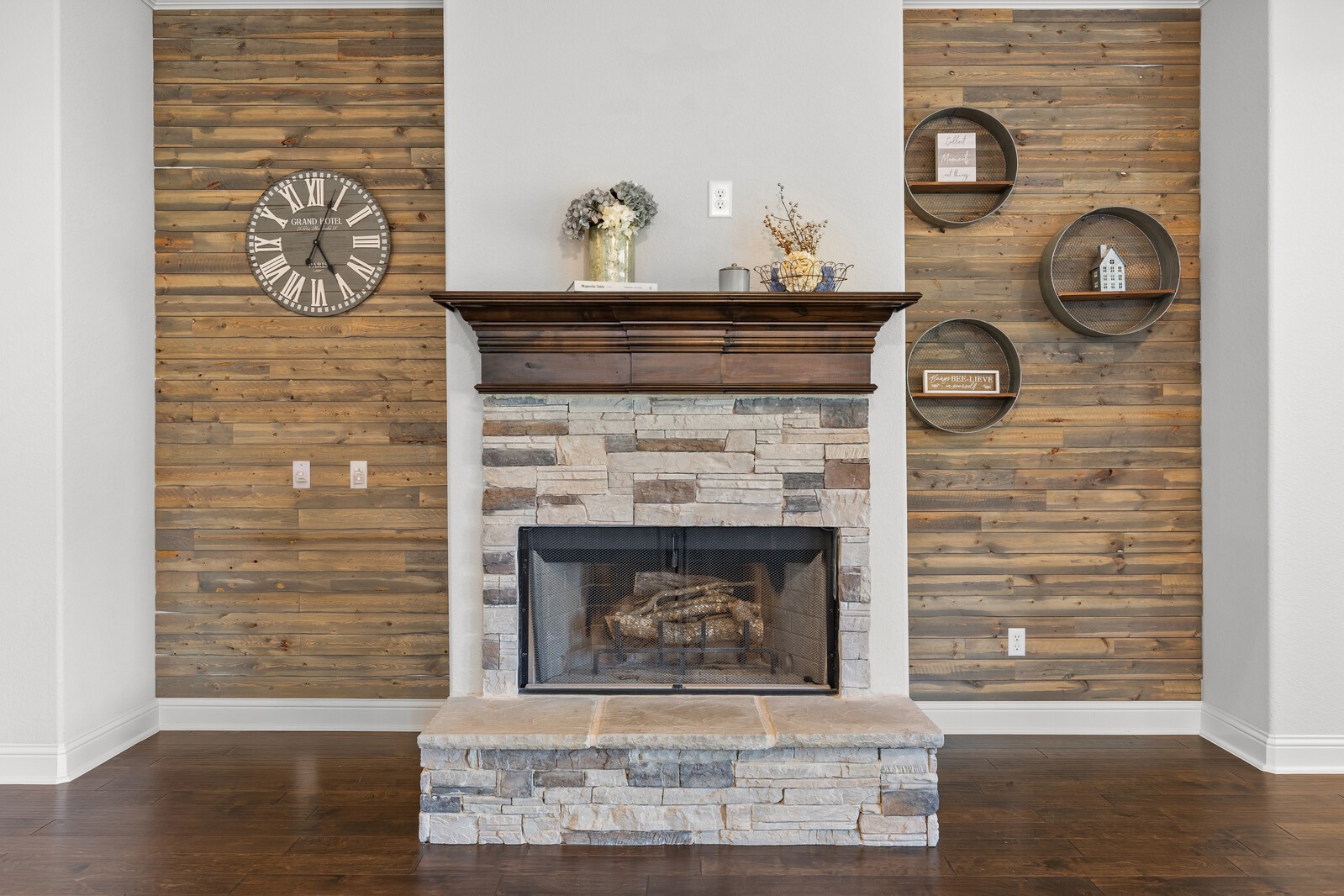 1094 Hesselridge Drive Hewitt TX 76643