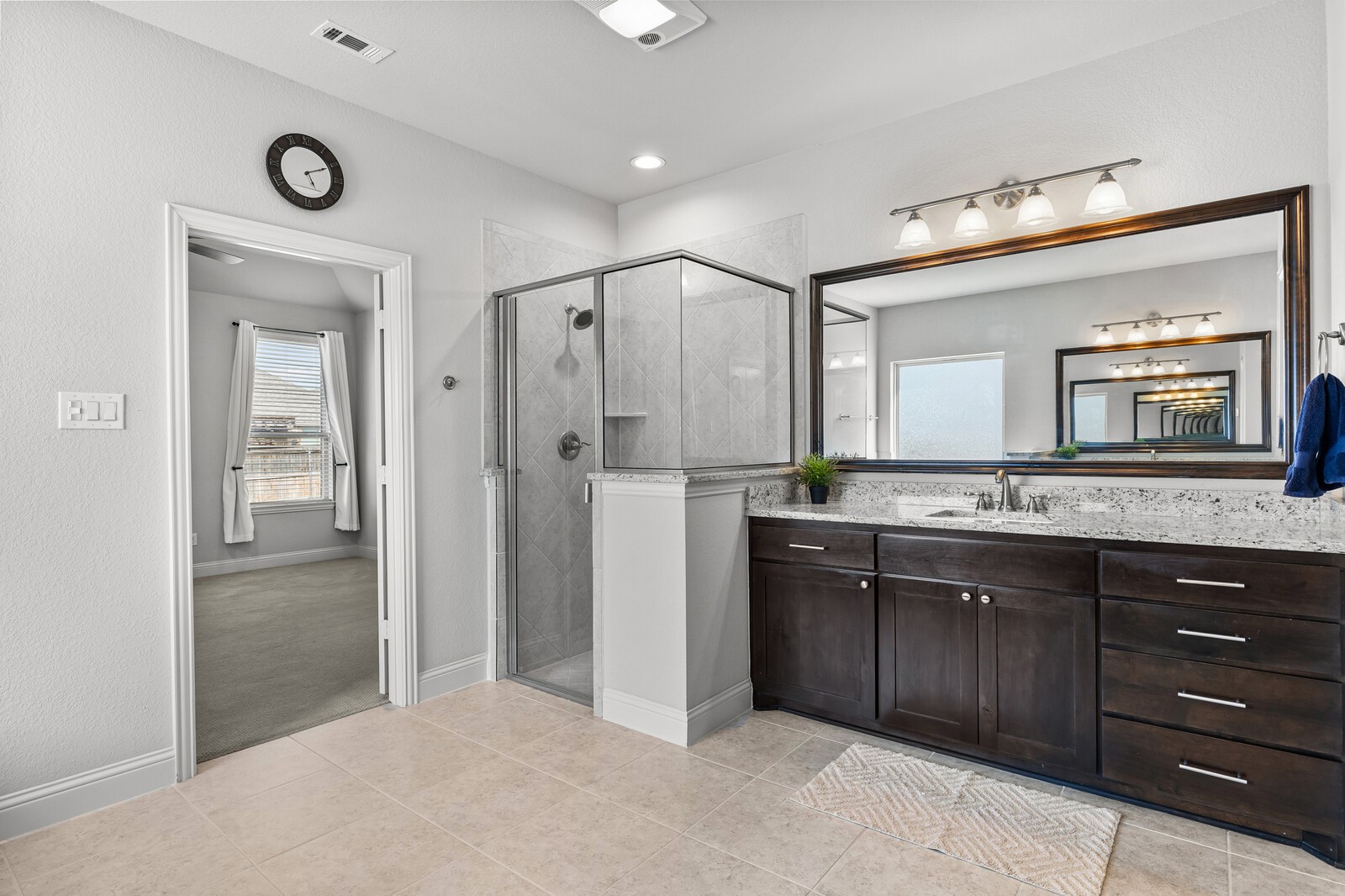 1094 Hesselridge Drive Hewitt TX 76643