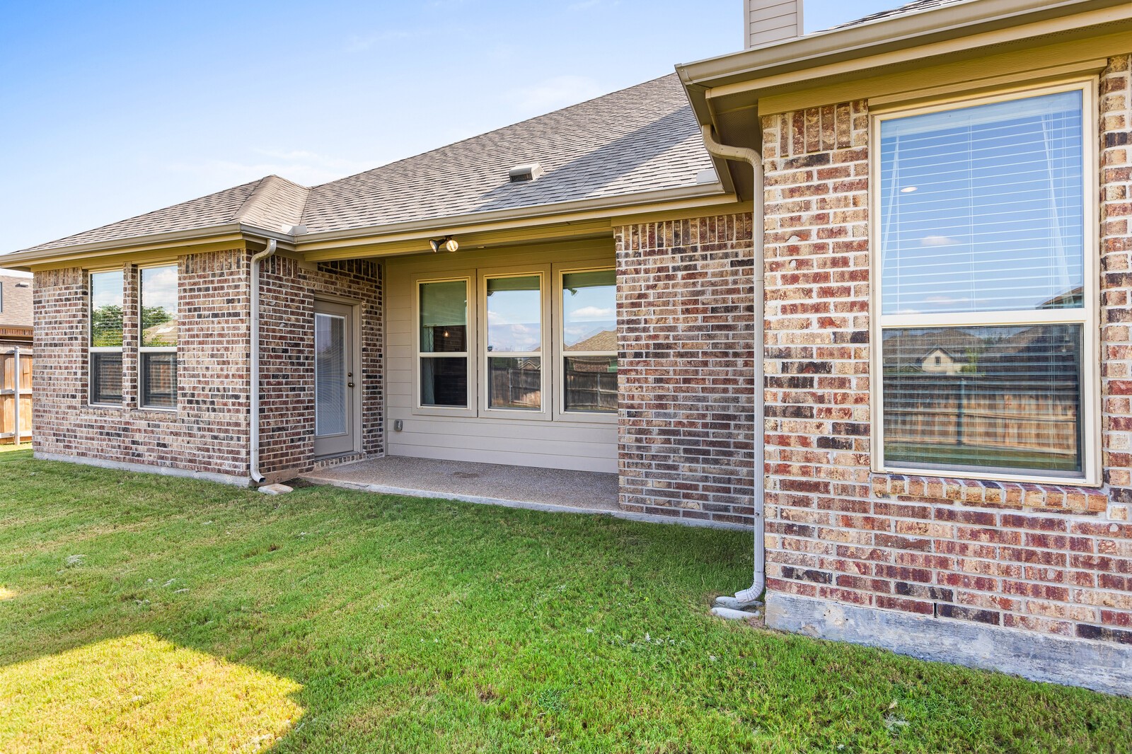 1094 Hesselridge Drive Hewitt TX 76643