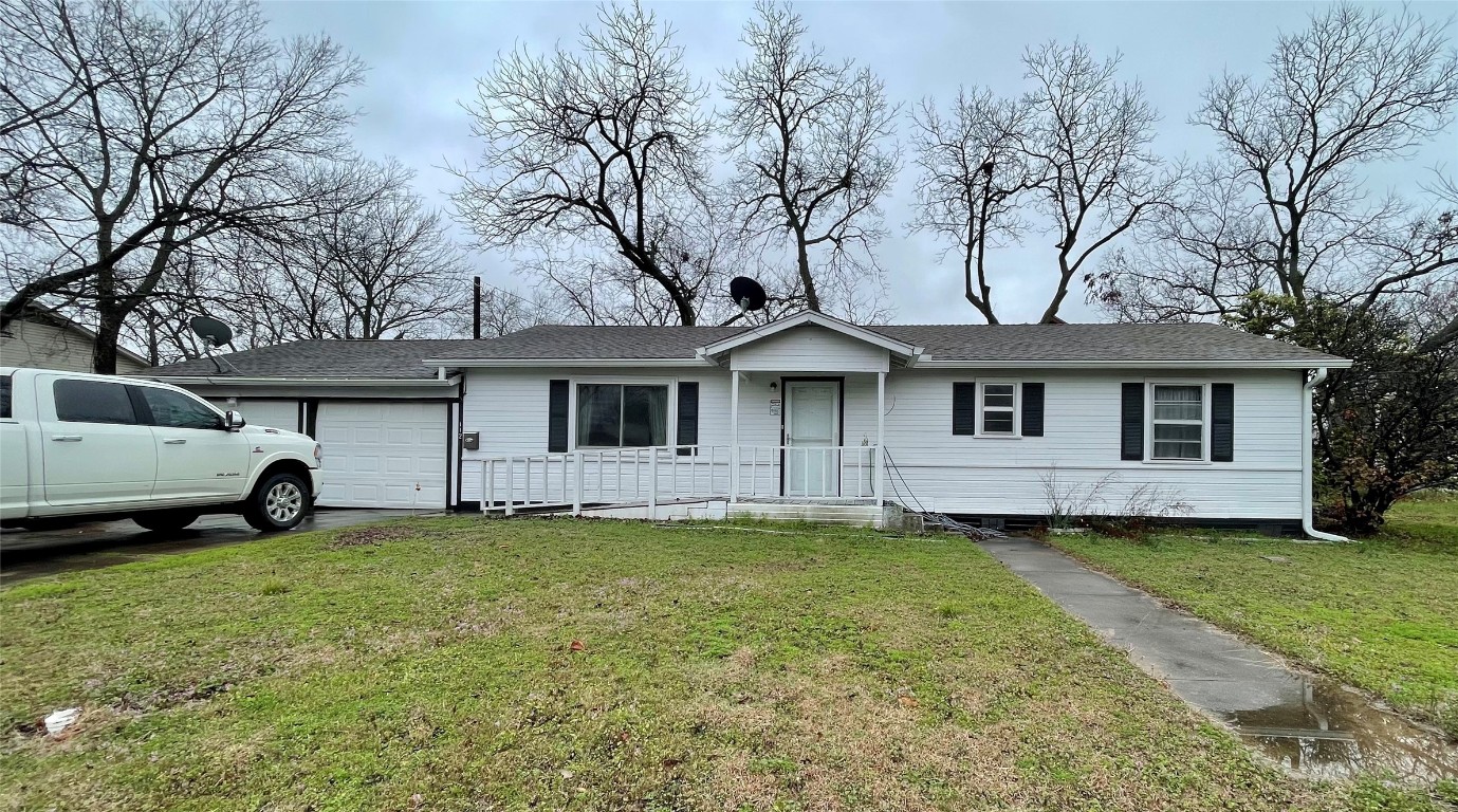 112 E 8th Street Bonham TX 75418