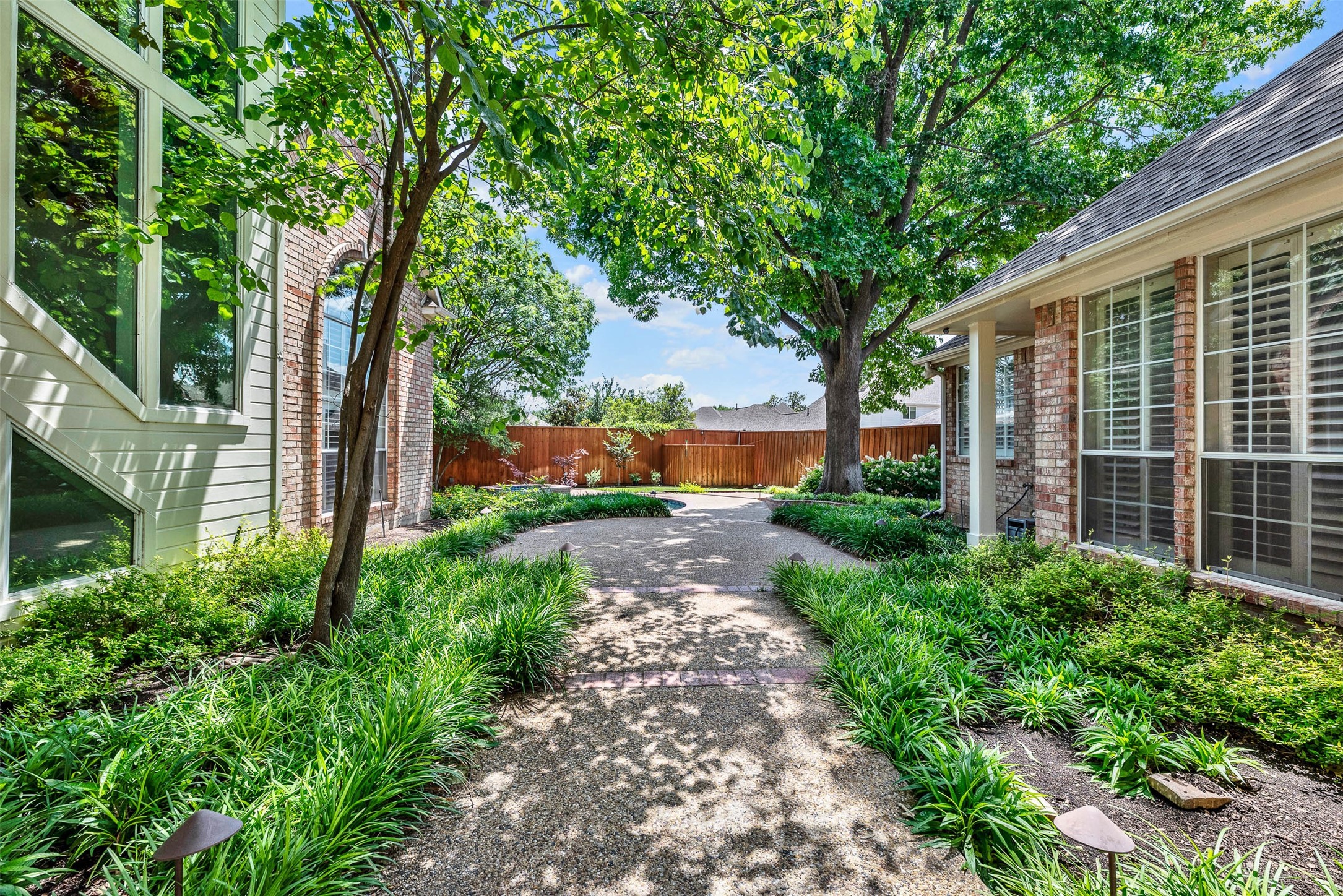 2513 Parkhurst Court Plano TX 75093