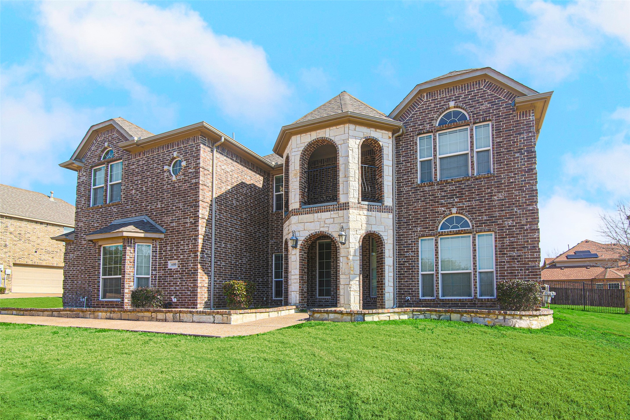 600 Summerwood Court Desoto TX 75115
