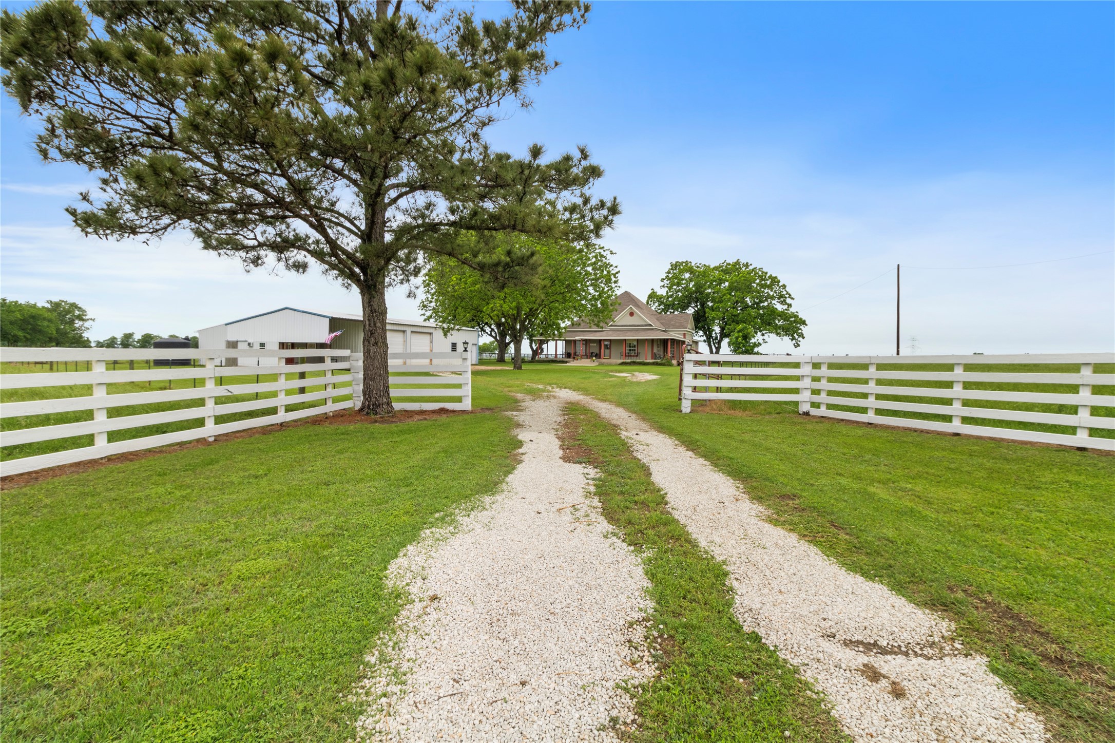 406 N Ellis Thornton TX 76687