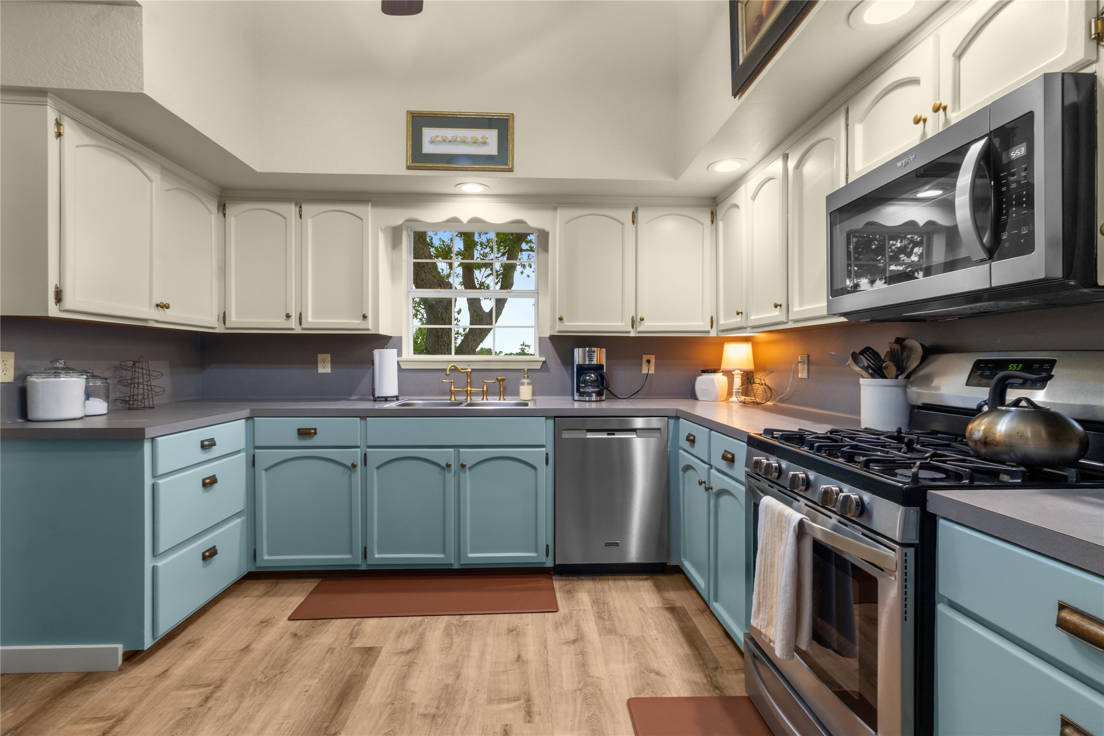 406 N Ellis Thornton TX 76687