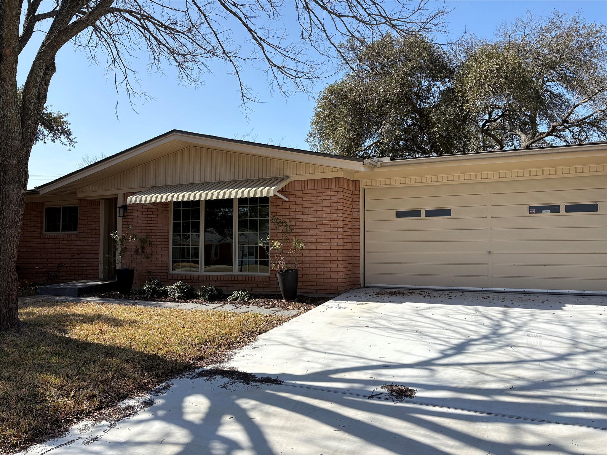 2112 Lenamon Street Waco TX 76710