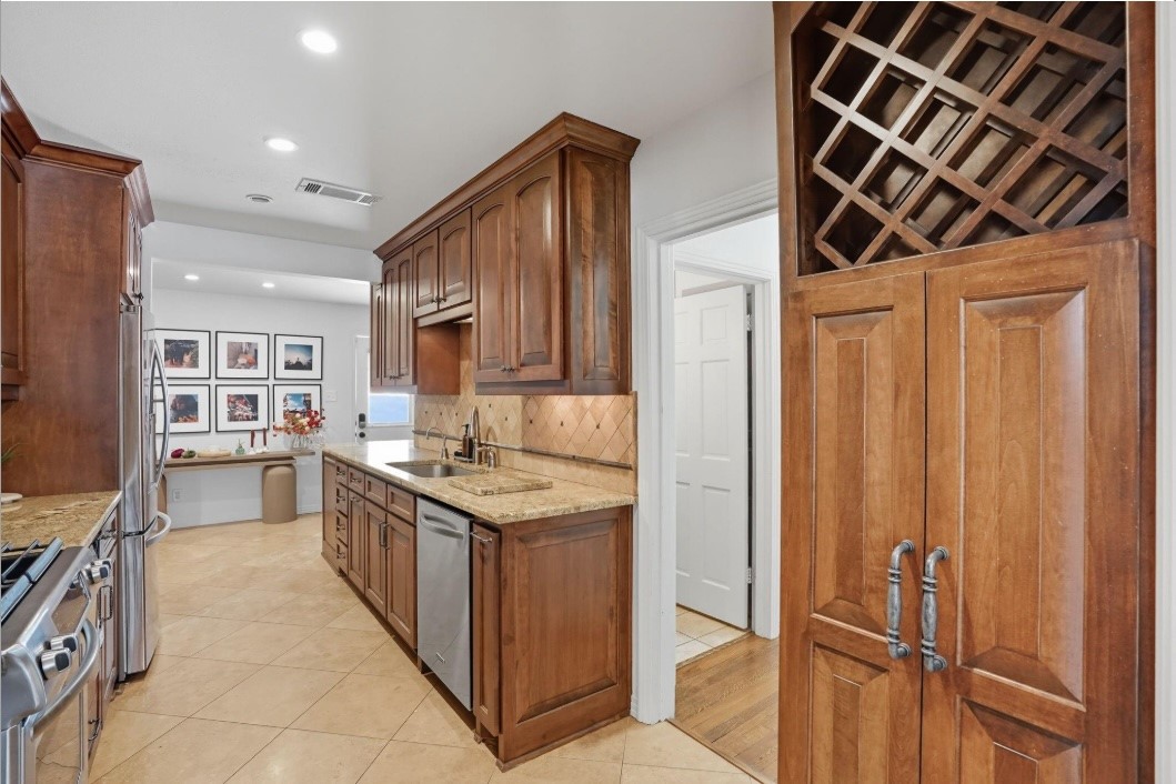 4120 Birchman Avenue Fort Worth TX 76107