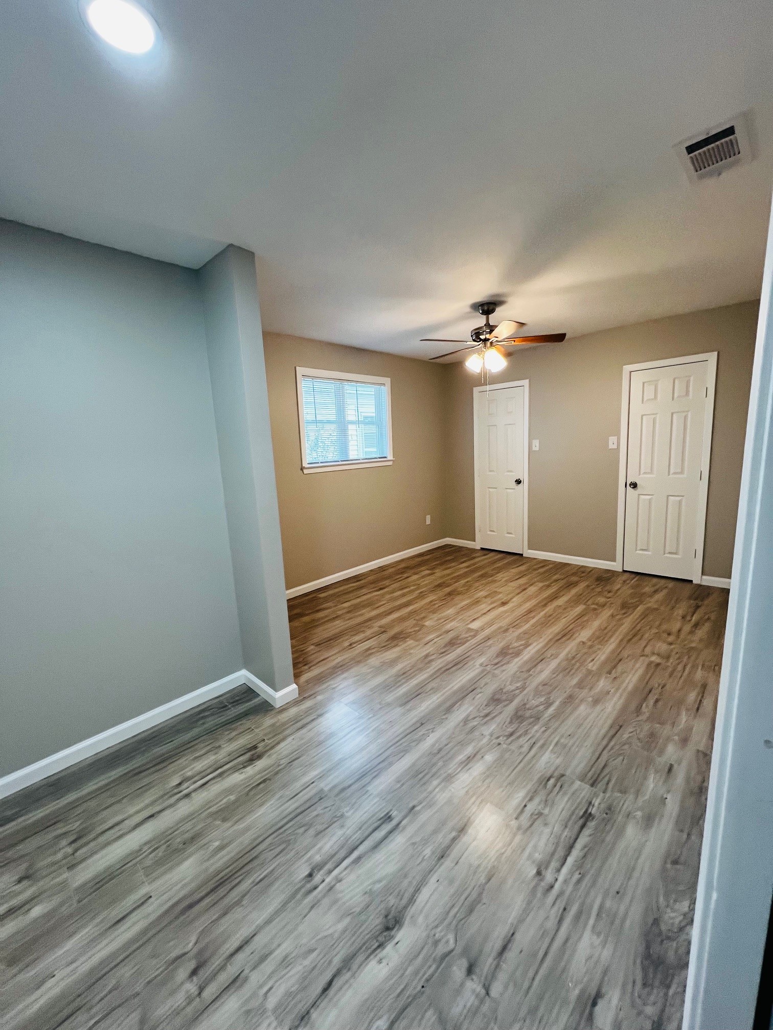 1026 SW 3rd Street Grand Prairie TX 75051