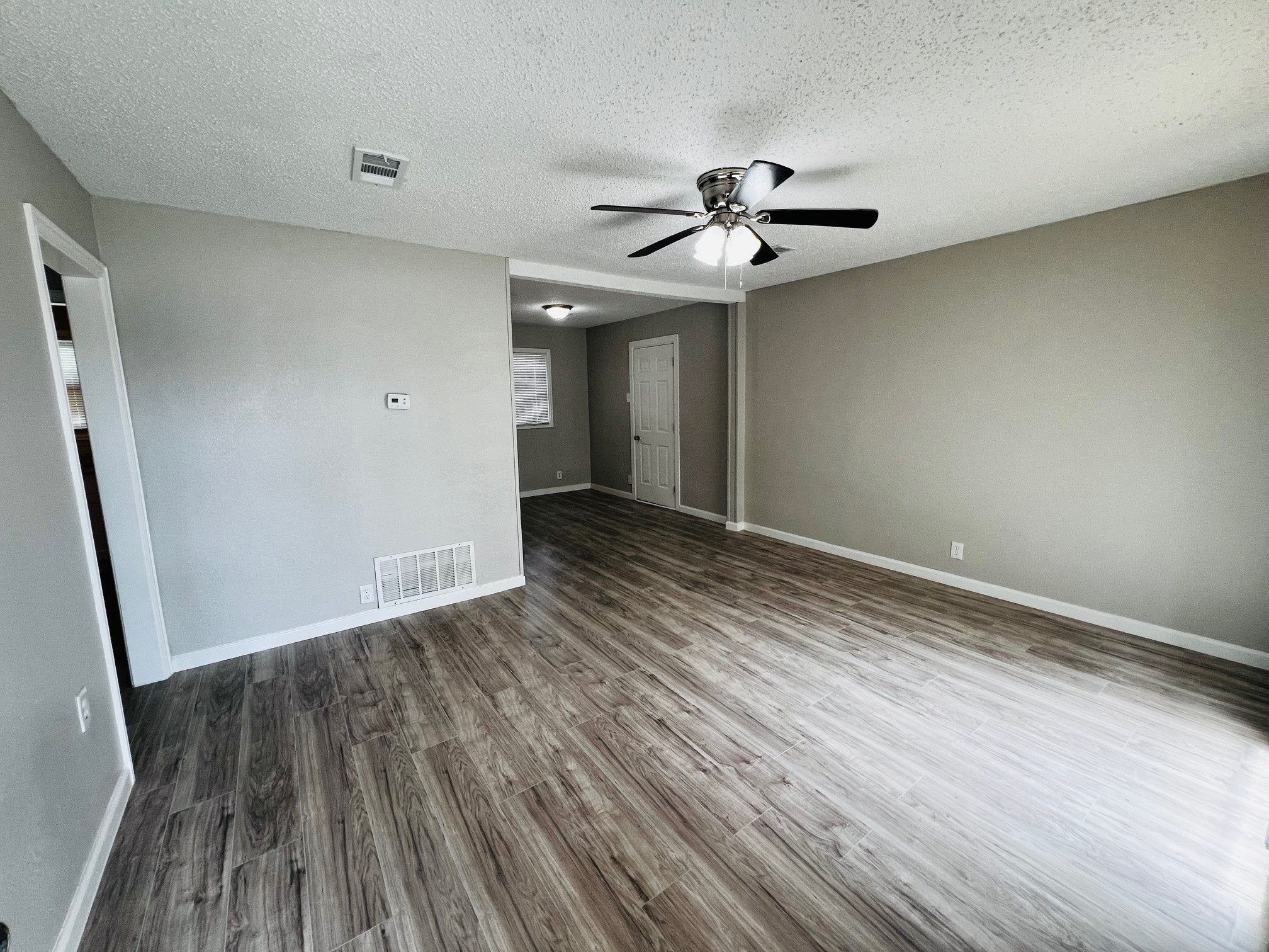 1026 SW 3rd Street Grand Prairie TX 75051