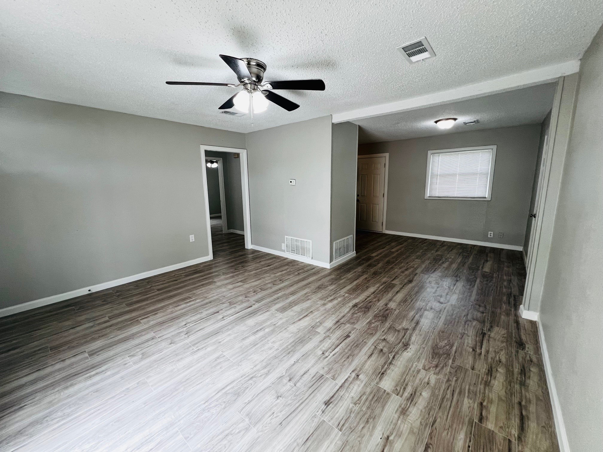 1026 SW 3rd Street Grand Prairie TX 75051