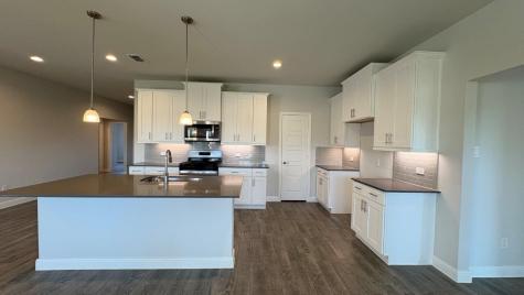 4231 Cornerstone Circle Granbury TX 76048