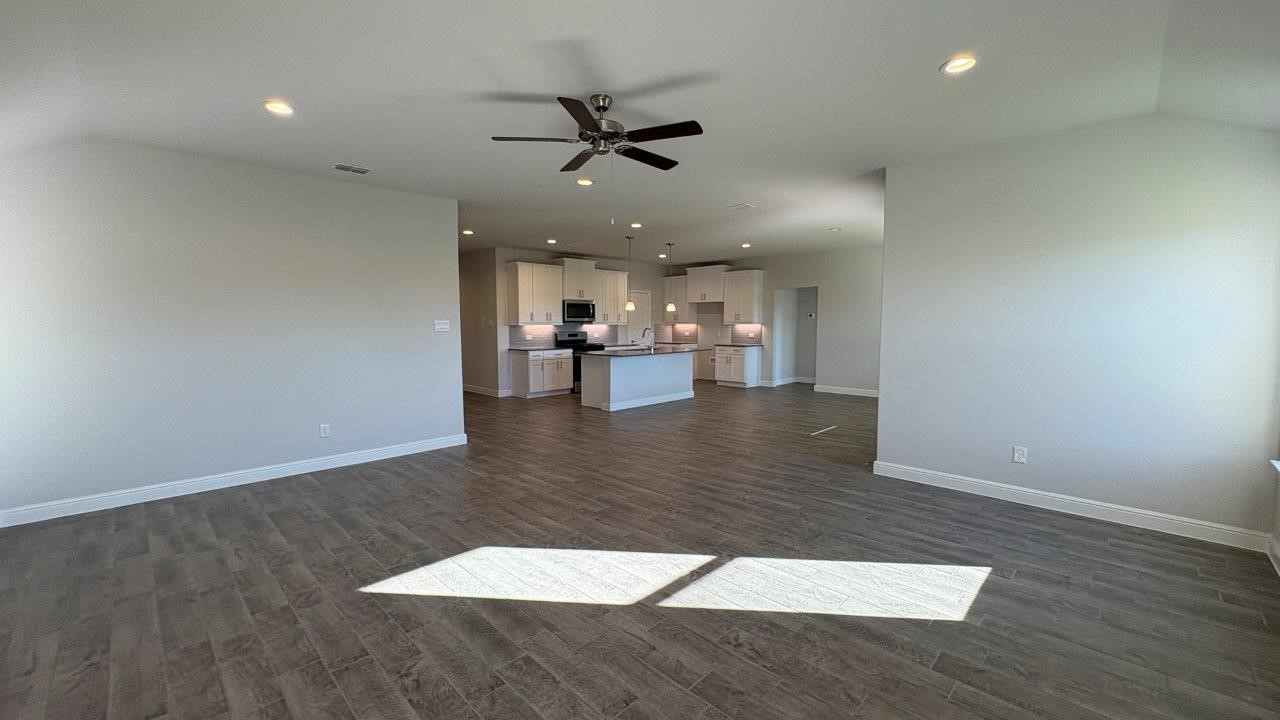 4231 Cornerstone Circle Granbury TX 76048