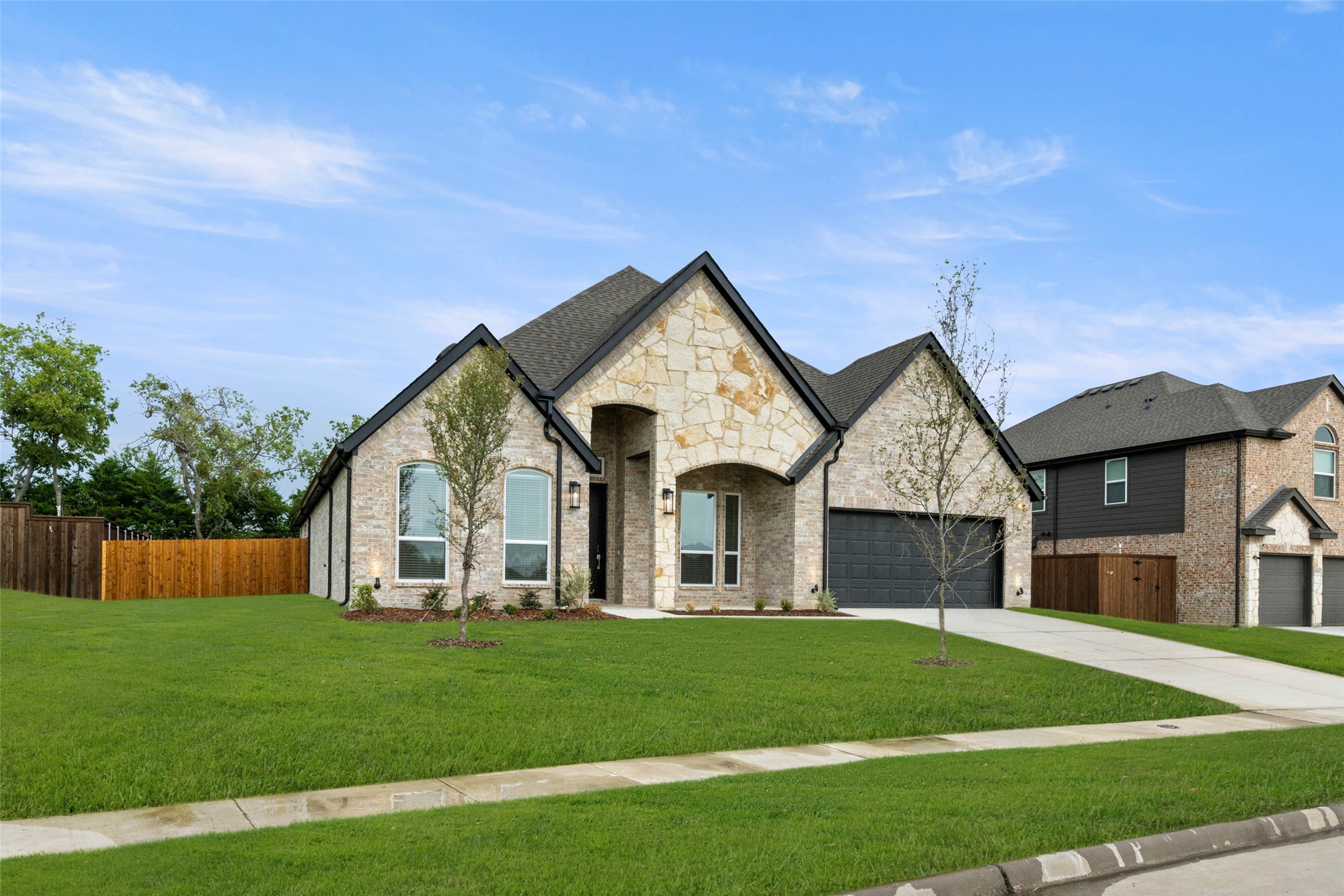 1911 Aspen Cedar Hill TX 75104