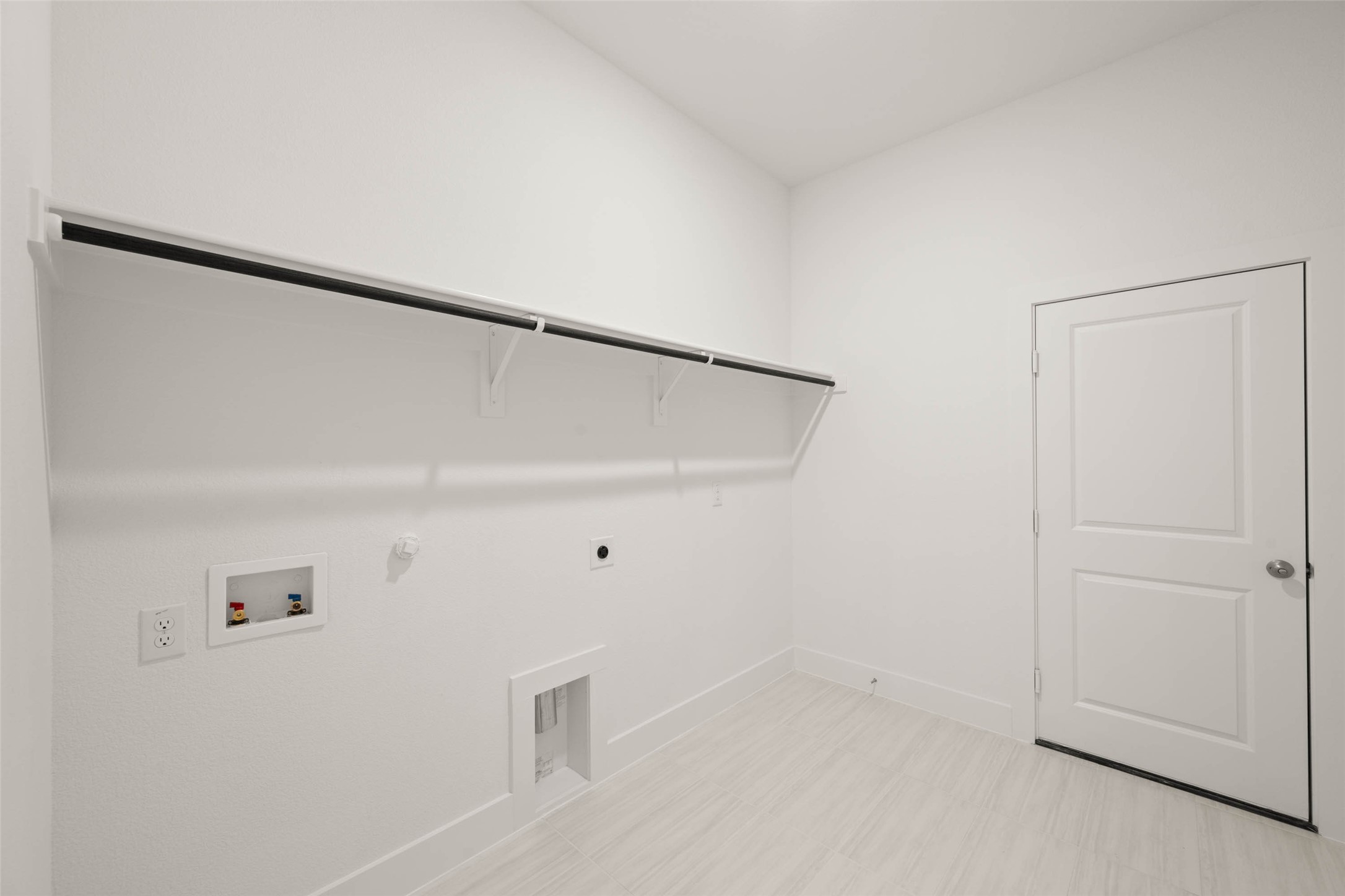 1911 Aspen Cedar Hill TX 75104