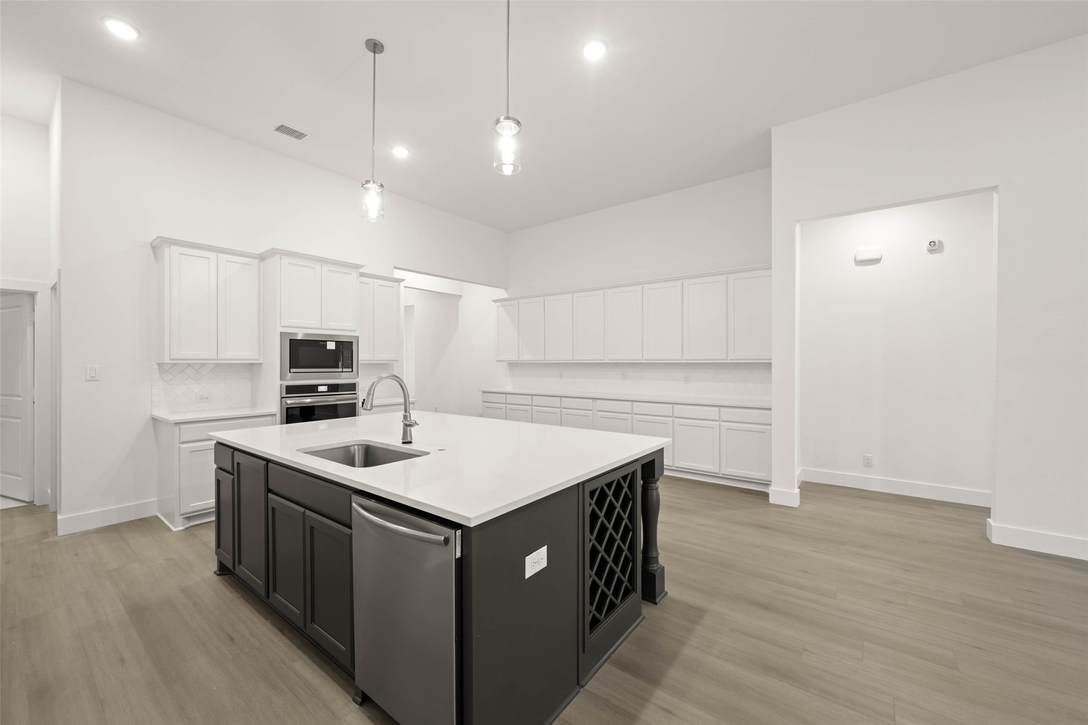 1911 Aspen Cedar Hill TX 75104