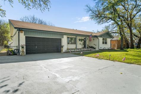 911 Vine Street Euless TX 76040