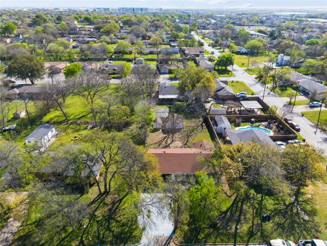 911 Vine Street Euless TX 76040