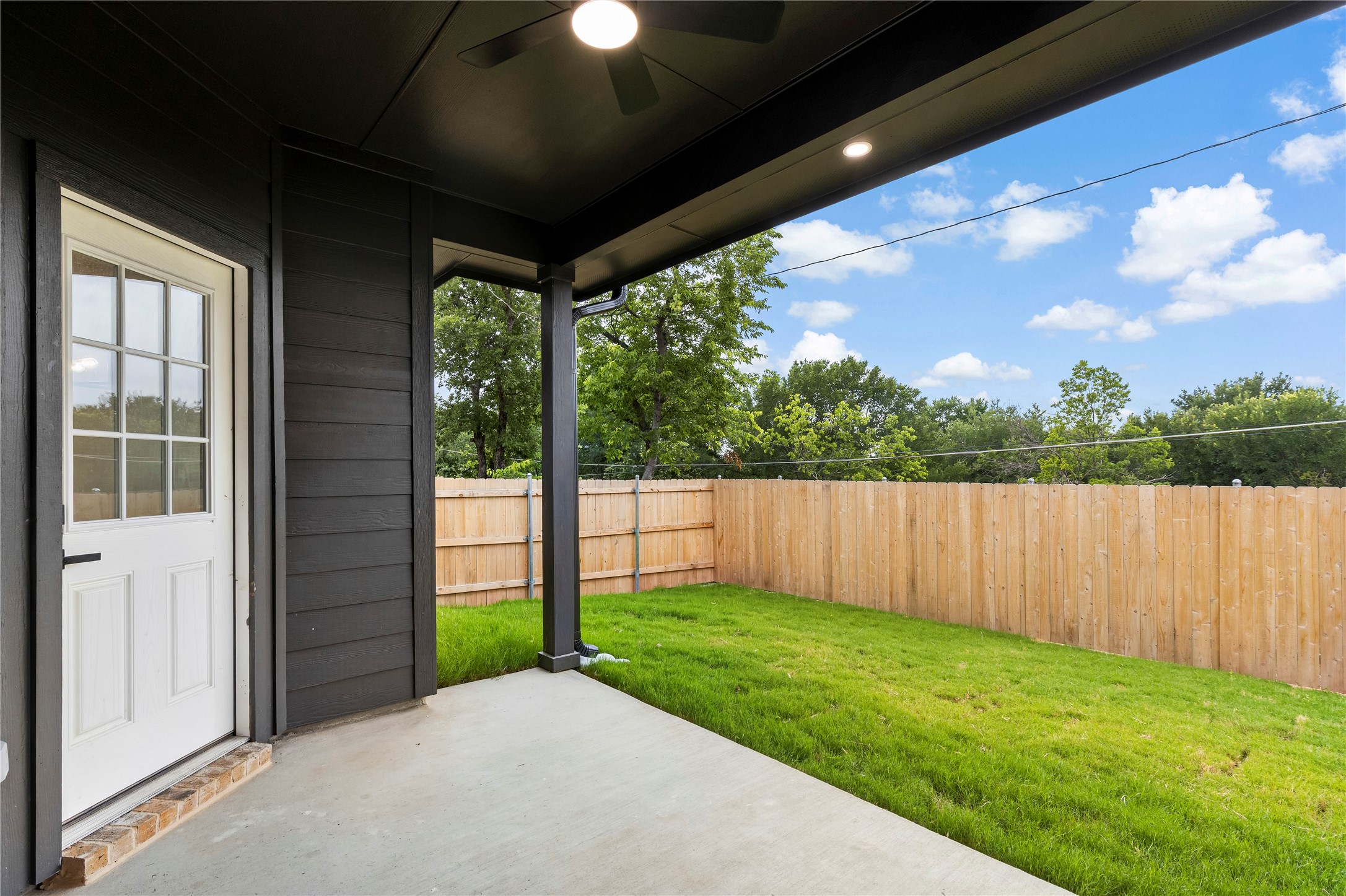 1613 Avenue D Fort Worth TX 76104
