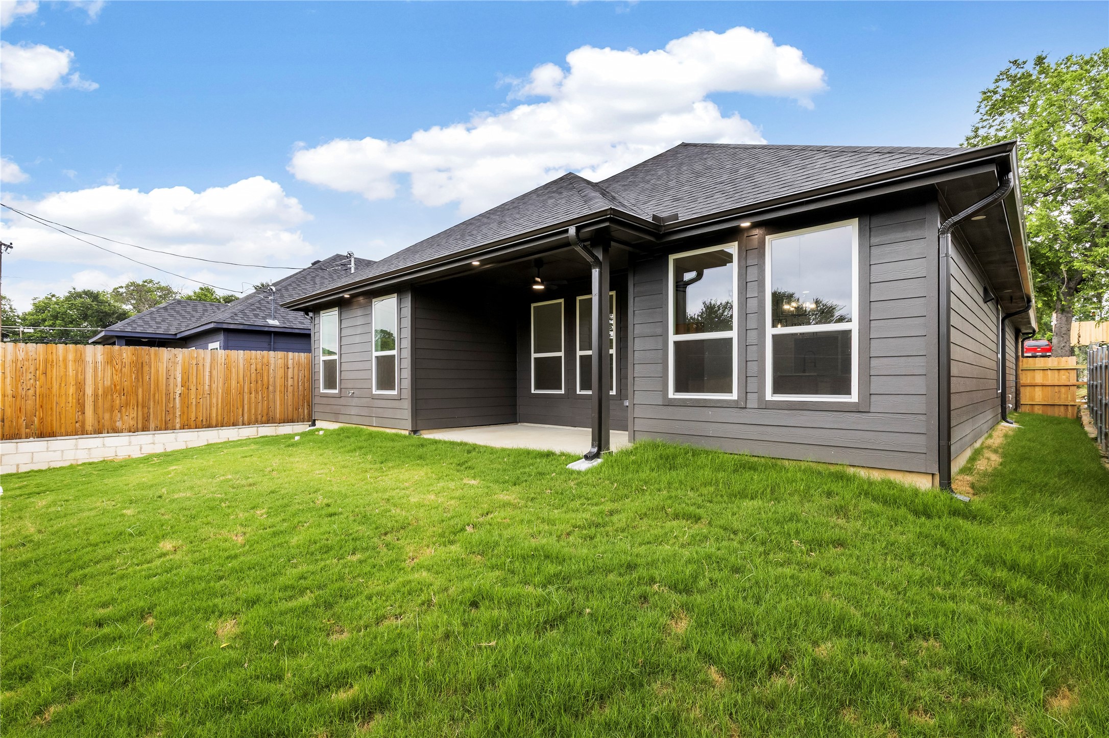 1613 Avenue D Fort Worth TX 76104