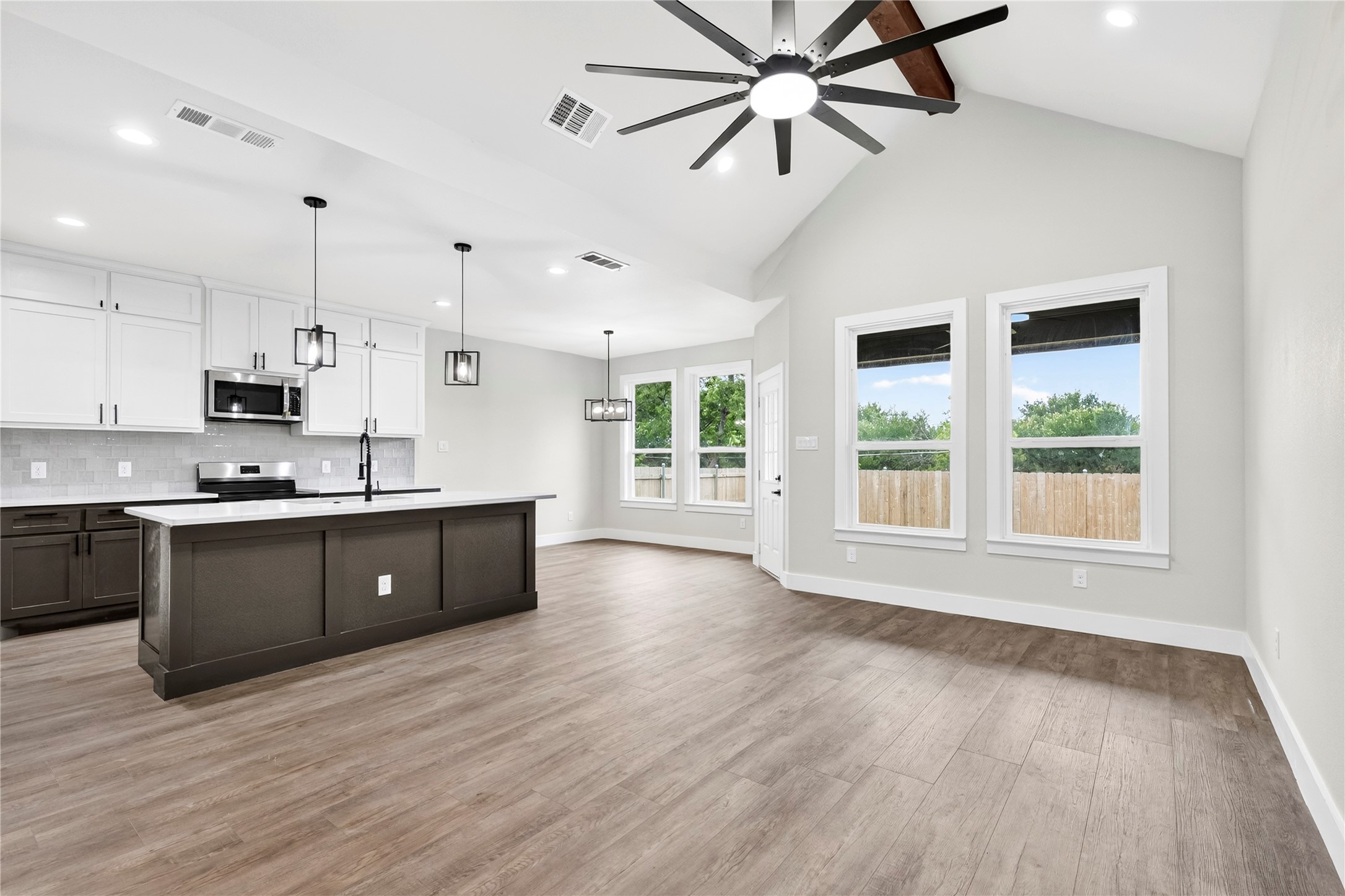 1613 Avenue D Fort Worth TX 76104