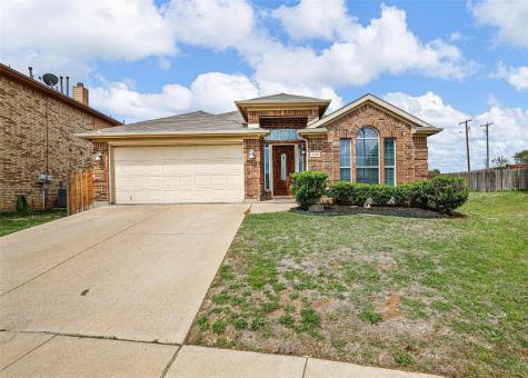545 Fairbrook Lane Fort Worth TX 76140