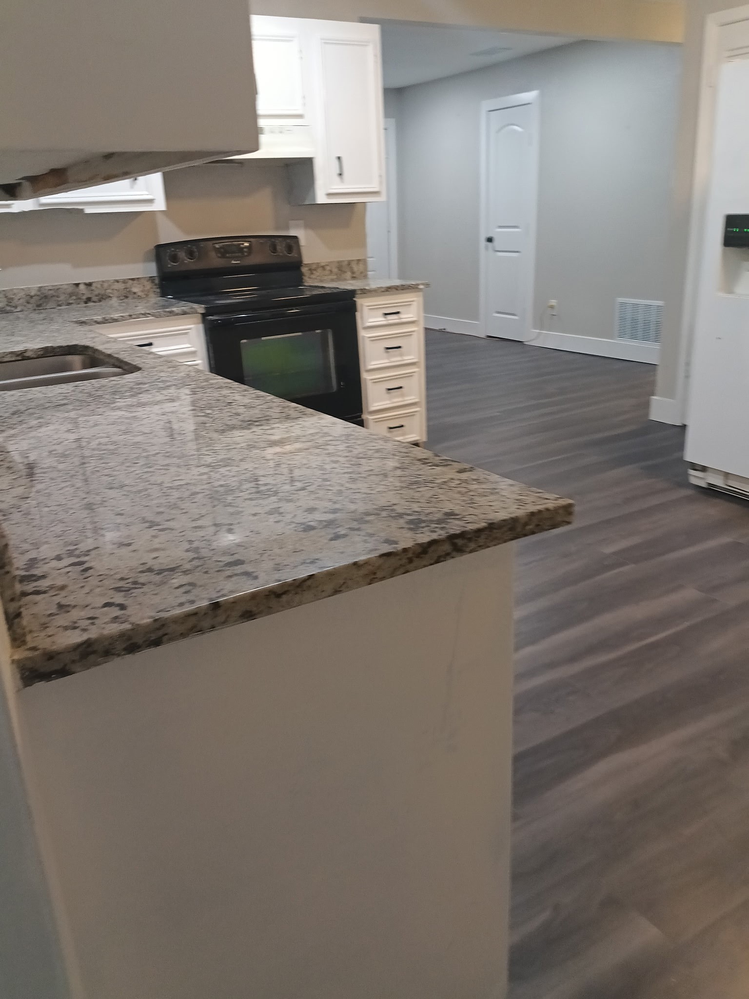358 S Chambers Avenue Emhouse TX 75110