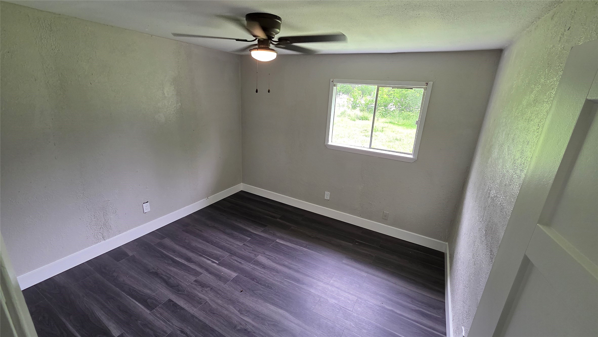 358 S Chambers Avenue Emhouse TX 75110