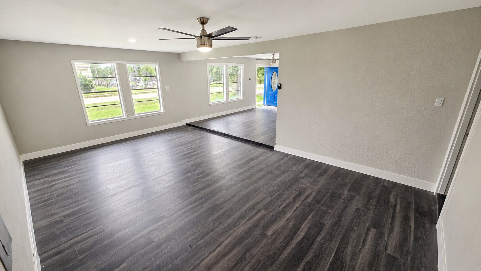 358 S Chambers Avenue Emhouse TX 75110