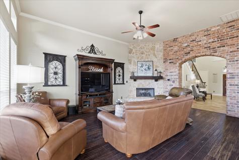 212 Matthew Avenue Denton TX 76210