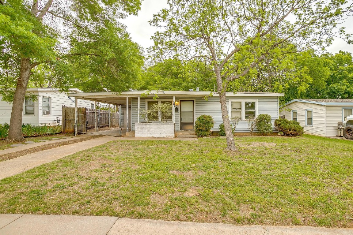 1504 Grady Lee Street Fort Worth TX 76134