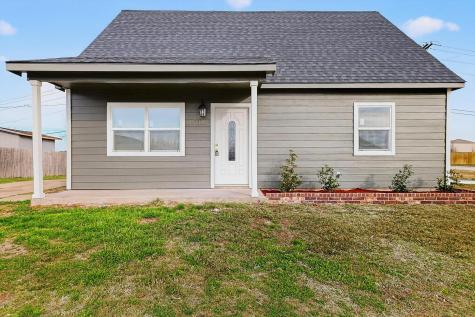 1700 Manor Garden Greenville TX 75401