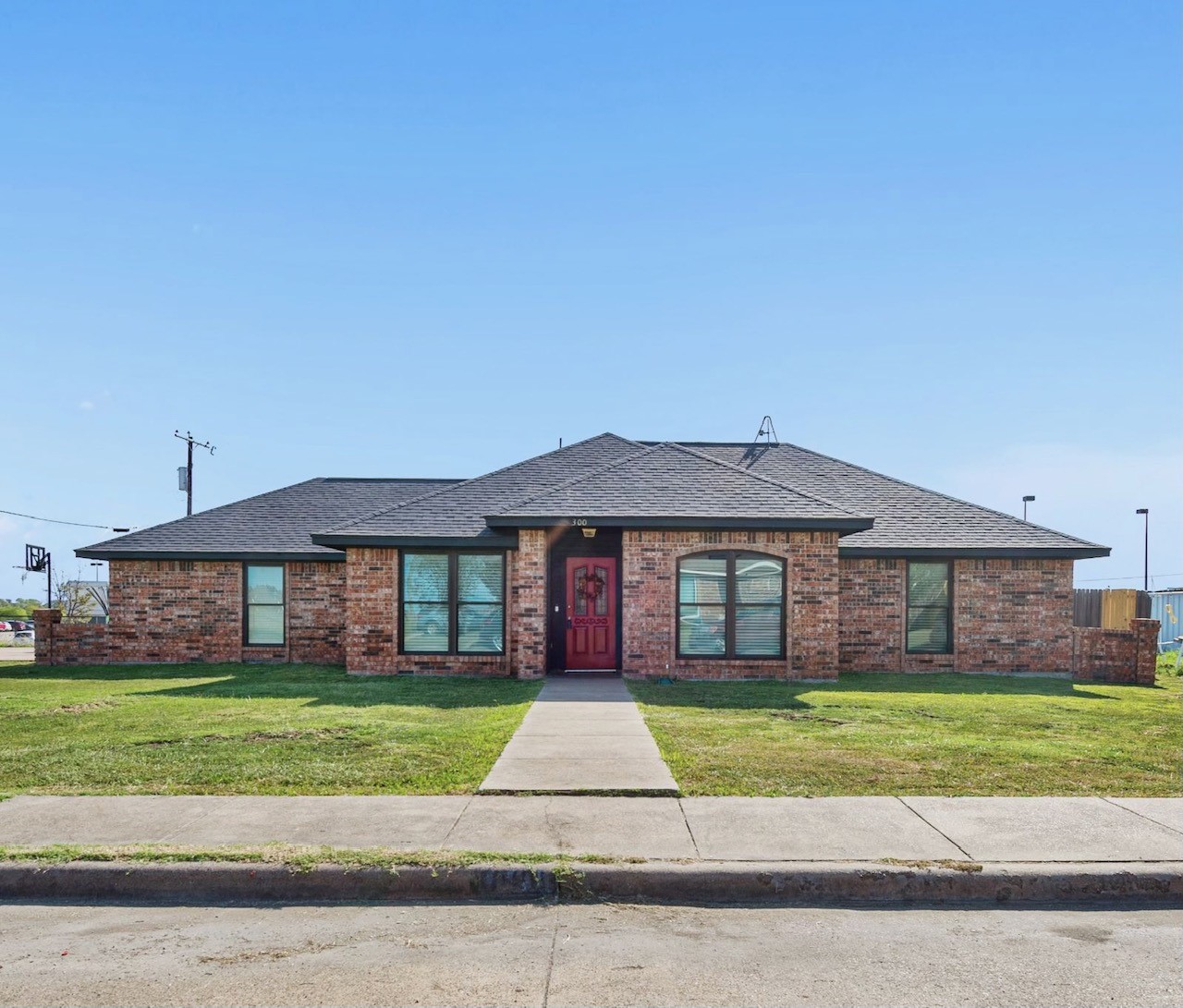 300 Creekside Drive Ferris TX 75125