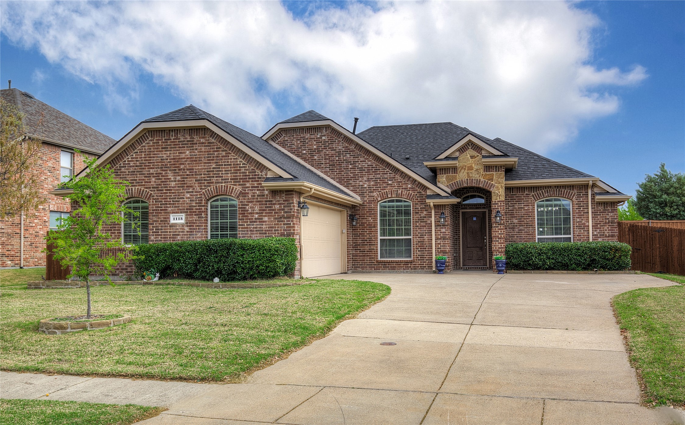1115 Oak Ridge Road Forney TX 75126