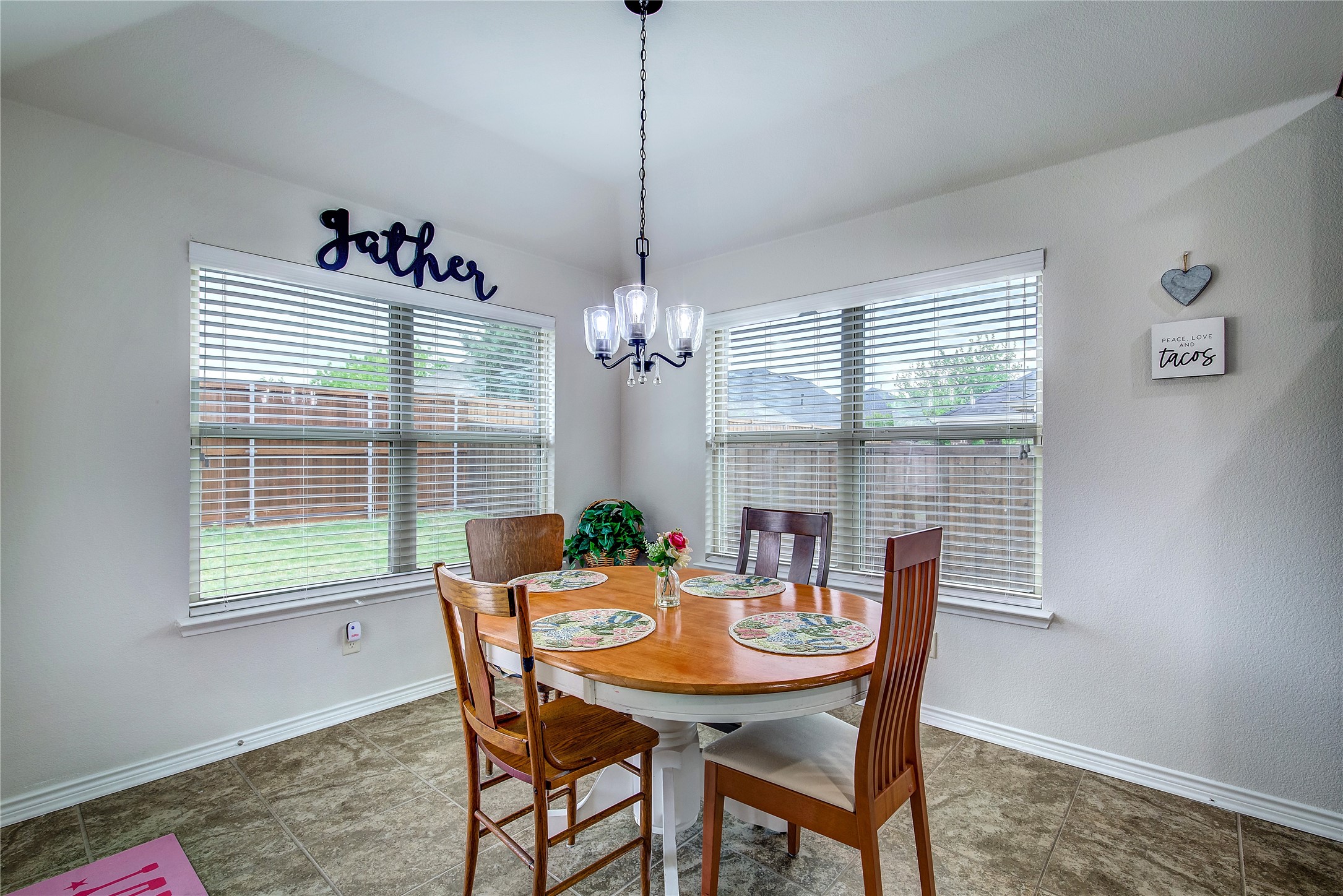 1115 Oak Ridge Road Forney TX 75126
