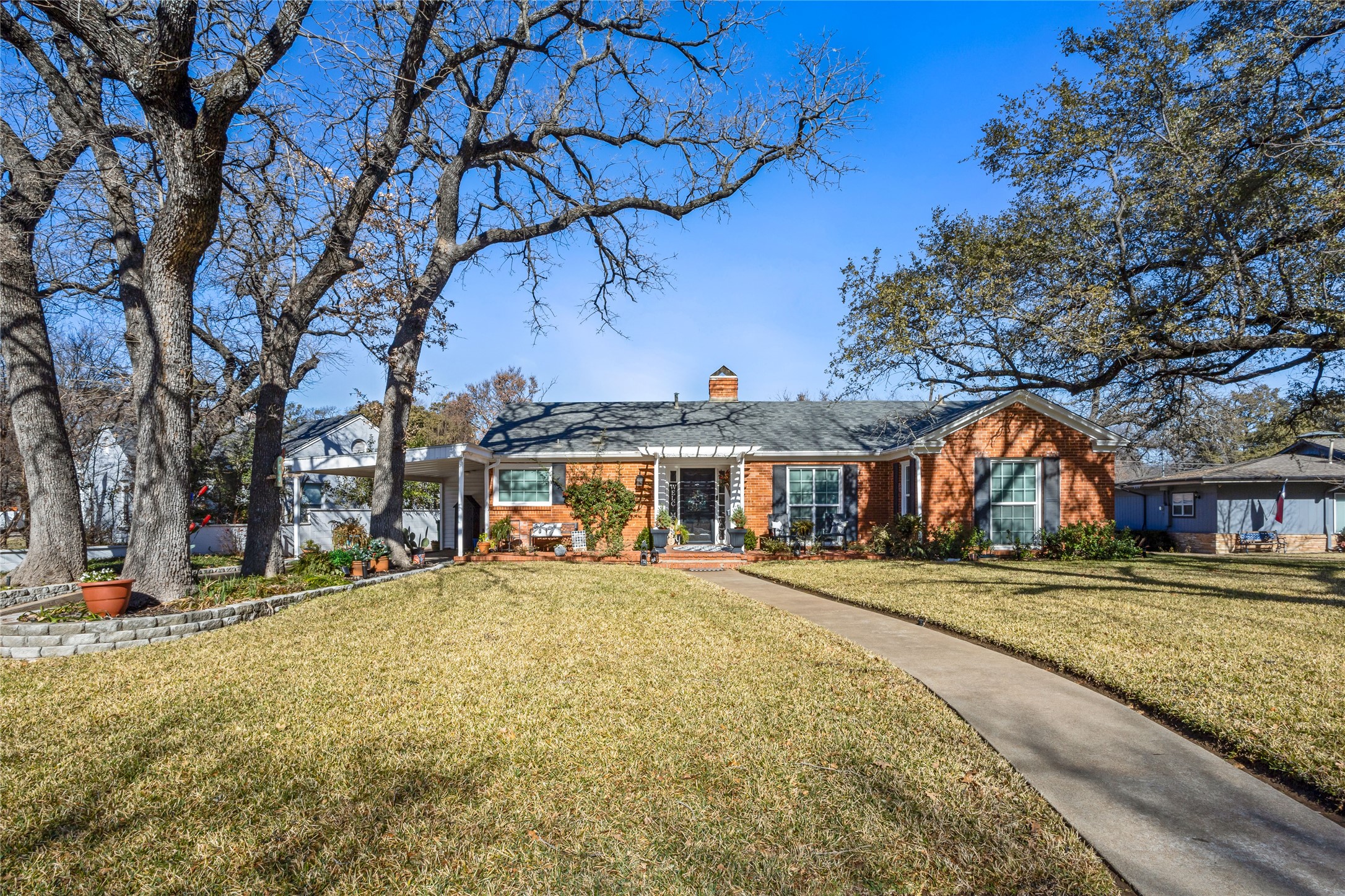 1415 Bluebonnet Drive Fort Worth TX 76111