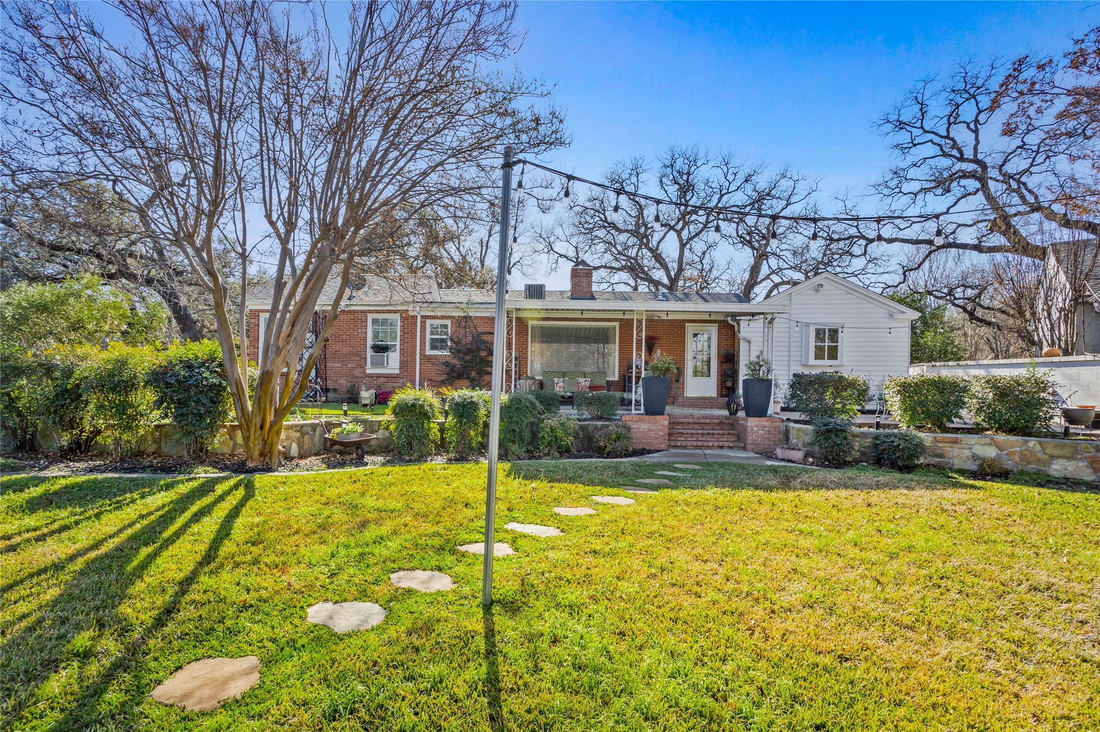1415 Bluebonnet Drive Fort Worth TX 76111