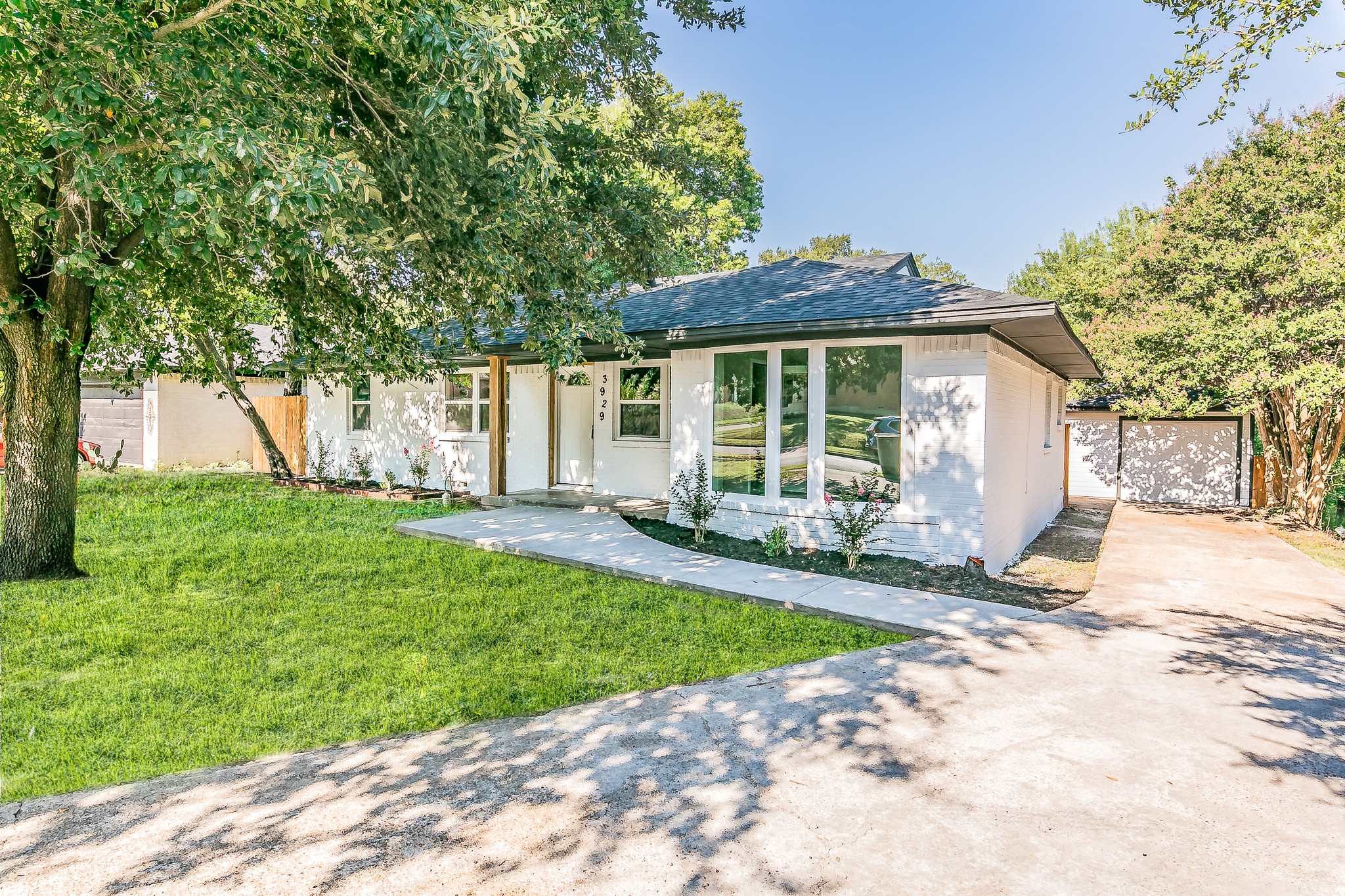 3929 Kushla Avenue Dallas TX 75216