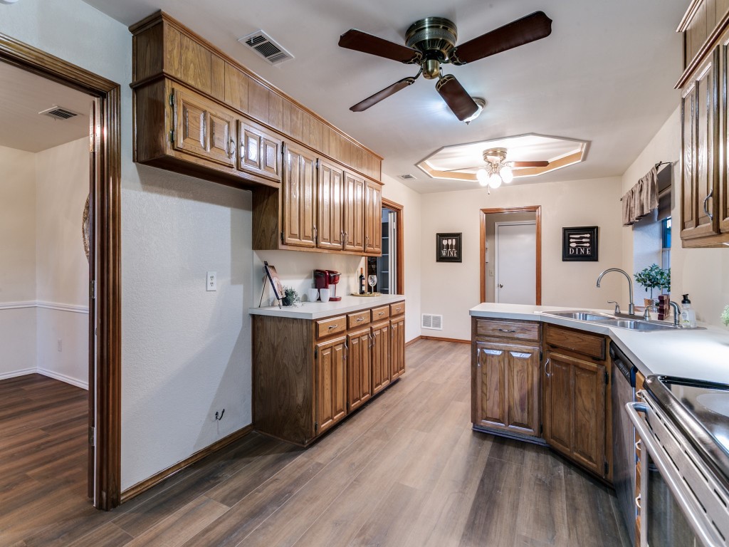 905 Summer Trail Flower Mound TX 75028