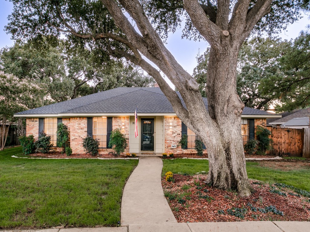 905 Summer Trail Flower Mound TX 75028