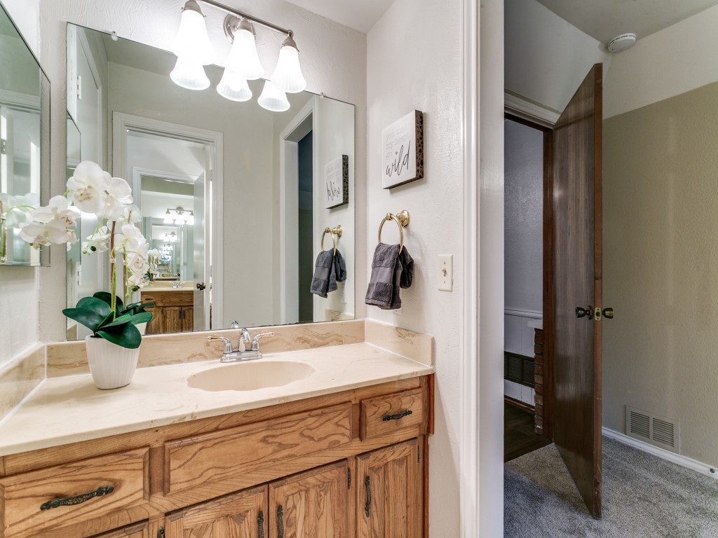 905 Summer Trail Flower Mound TX 75028