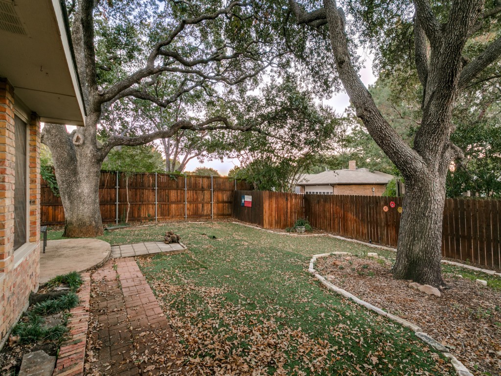 905 Summer Trail Flower Mound TX 75028