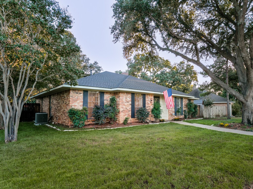 905 Summer Trail Flower Mound TX 75028