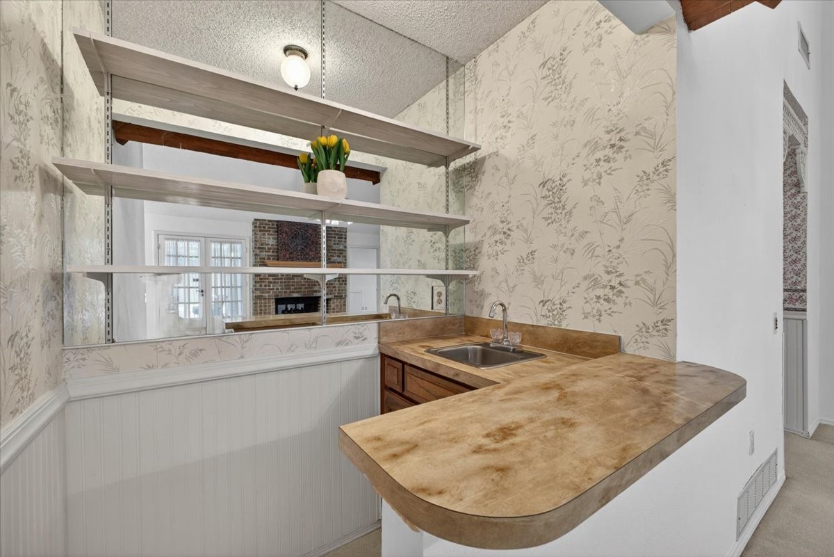 3621 Kelvin Avenue Fort Worth TX 76133