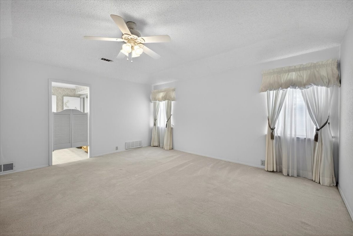 3621 Kelvin Avenue Fort Worth TX 76133