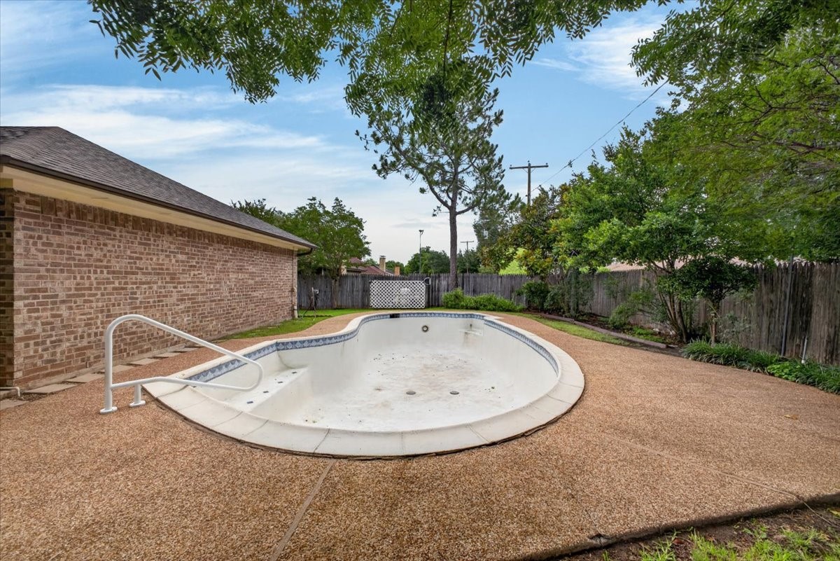 3621 Kelvin Avenue Fort Worth TX 76133