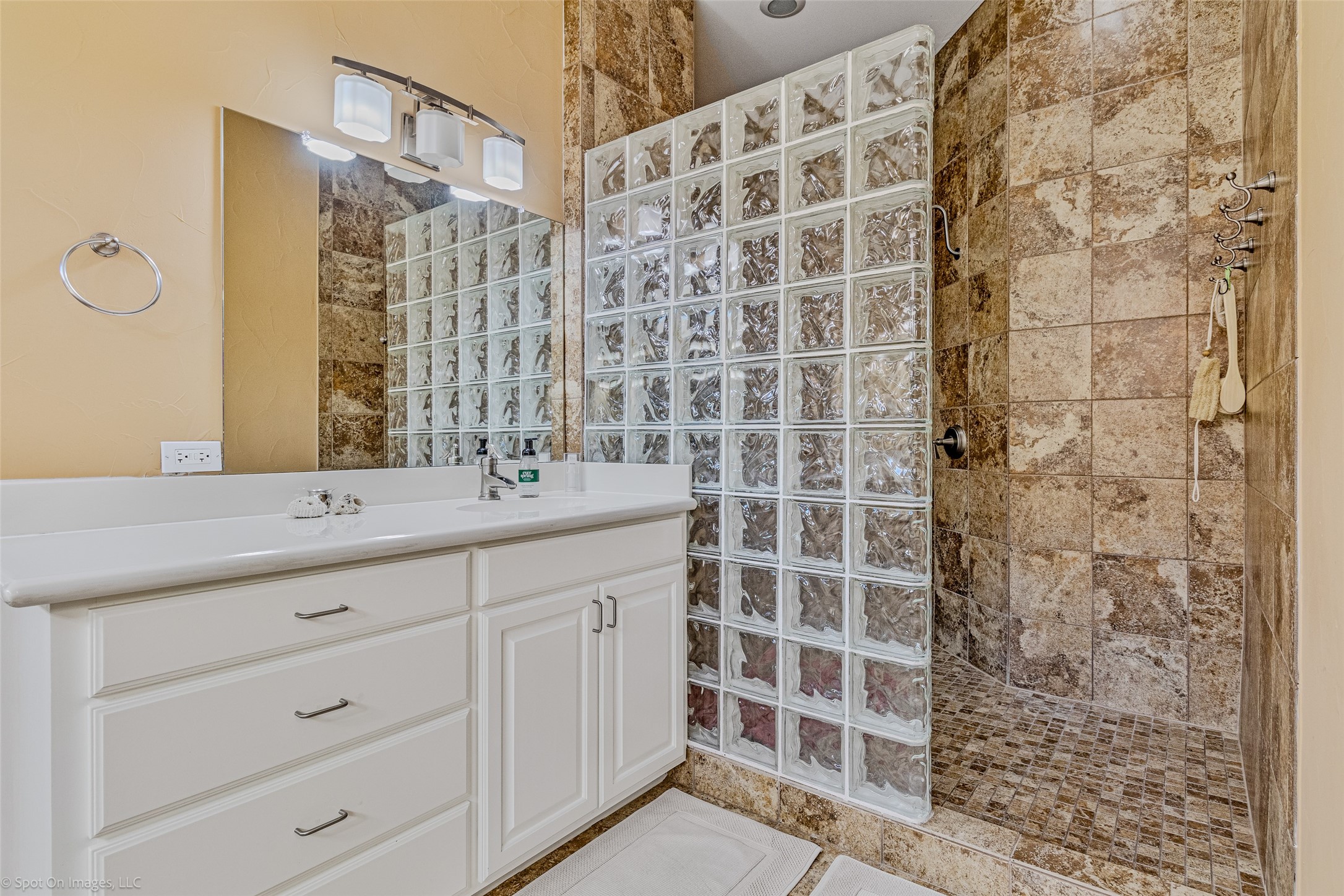3010 Lakeside Drive Rockwall TX 75087