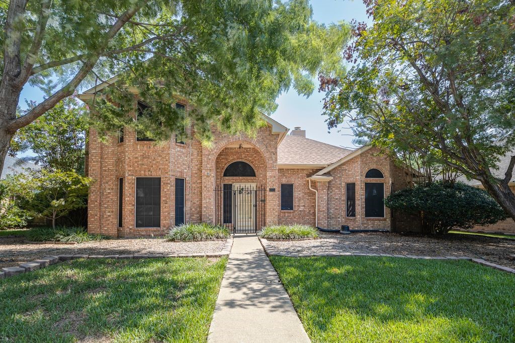 1111 Bayshore Street Allen TX 75002